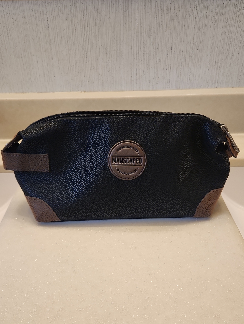 Manscaped The Shed Travel Toiletry/Shaving/Trimmer/Bathroom Bag W/Side Handle